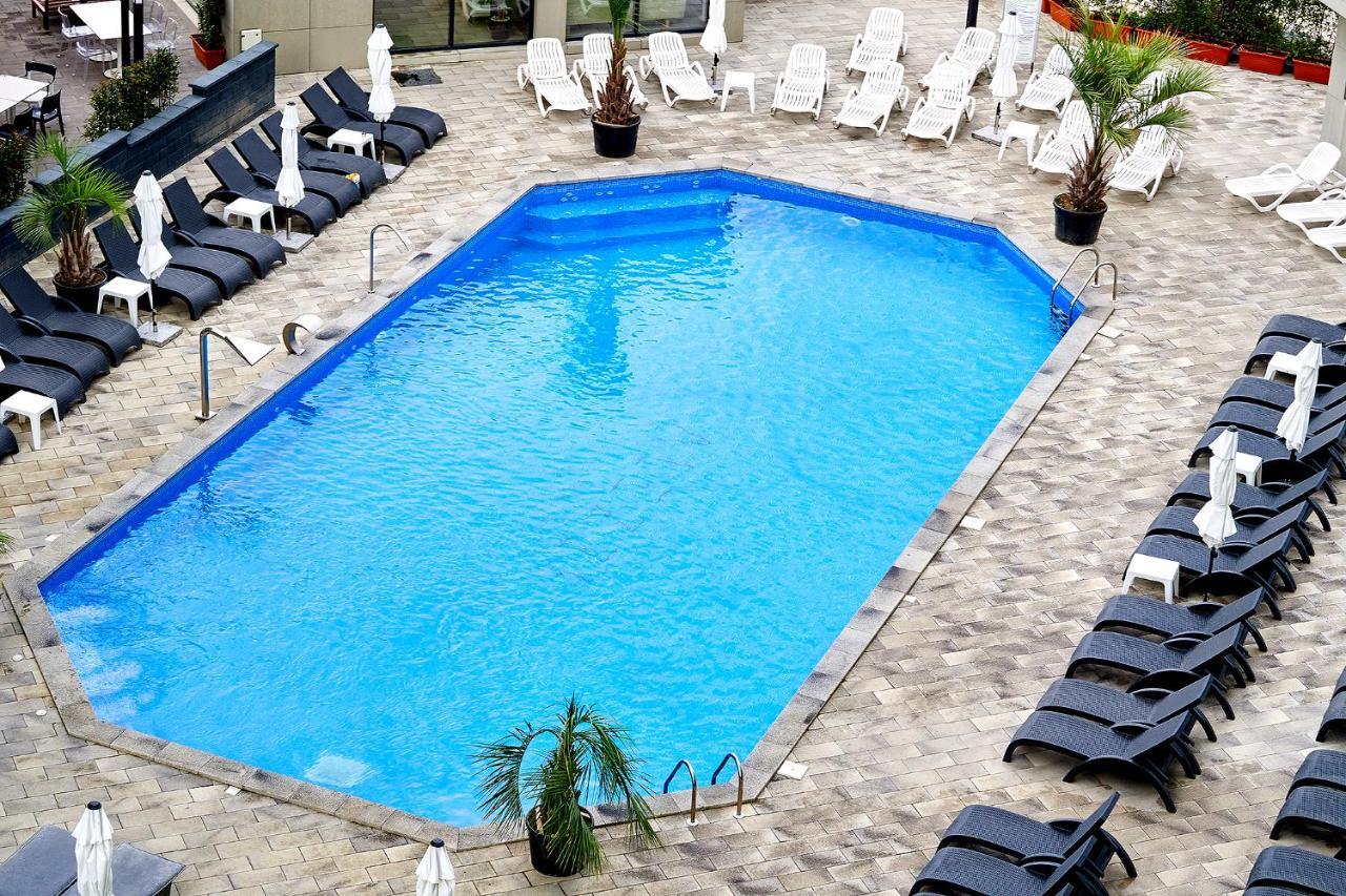 Rubic Apartment Spa N Pool Beach Resort Năvodari Exterior foto